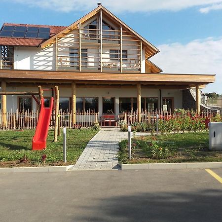 Guest House Eco Vila Mila روغاسكا سْلاتِنا المظهر الخارجي الصورة