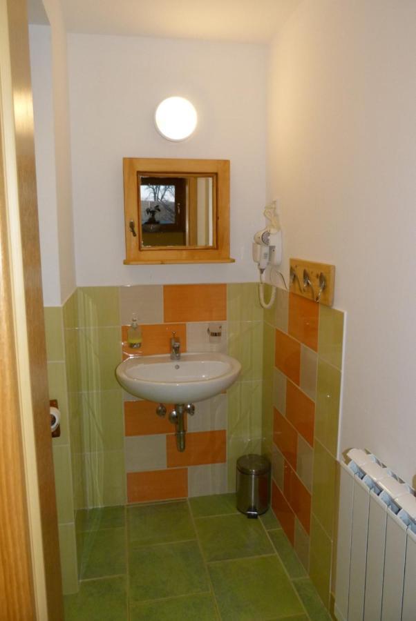 Guest House Eco Vila Mila روغاسكا سْلاتِنا المظهر الخارجي الصورة